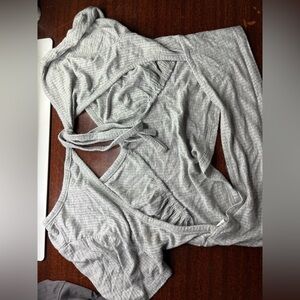 grey crop top with open back